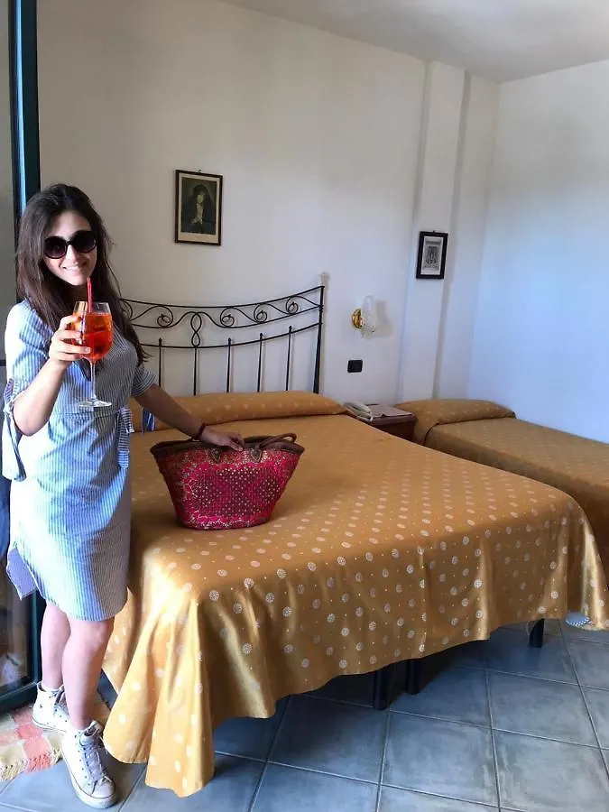 Hotel La Barcarola Marina di Campo Italia
