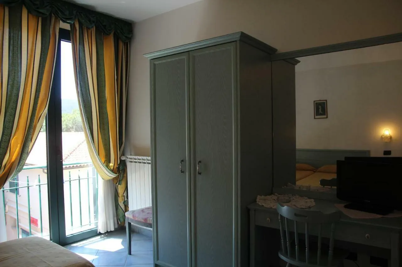 Hotel La Barcarola Marina di Campo Italia